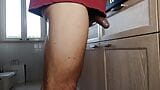 I'm cooking, but I must pee in my kitchen. It's tasty! snapshot 4