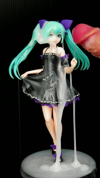 Miku hatsune 04 angka bukkake (fakecum)