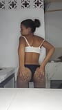 hermosa mujer flaca de 18 años filtra video en ropa interior snapshot 13