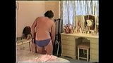 Marido feminizado (Reino Unido 1991) parte 1 snapshot 4