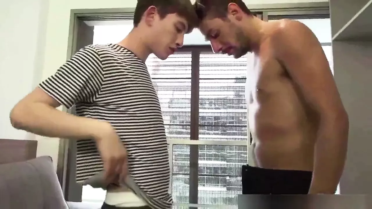 Twink & older bareback | xHamster
