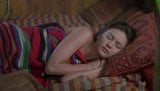 Catherine Zeta-Jones - '' Голубой сок '' '03 snapshot 4