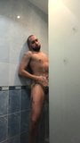 Dusche im Suspensorium und hartes Cumming snapshot 3