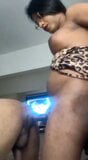 Indiana transsexual fode seu cliente com seu pau grande snapshot 1