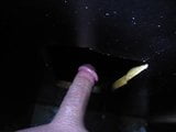 Usando meu pau como isca para um boquete no glory hole snapshot 4