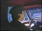 Bridgette Monet соблазняет ее водитель лимузина и жестко трахает на заднем сиденье лимузина snapshot 3