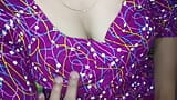 Une petite amie desi montre ses seins snapshot 4