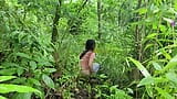 Bombasse philippine, sexe rapide dans la nature snapshot 2