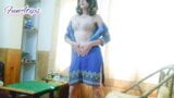 Hot milf mengeluarkan celana dalam emas. snapshot 8