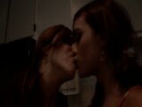 Rayuan lesbian di dapur dengan rambut merah dan payudara besar snapshot 1