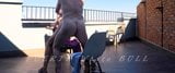 Osemenit russkaya sexwife sur la terrasse snapshot 1