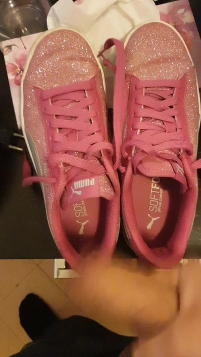 Cumshot on her glitter shoes