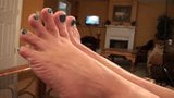 Sheena Lets You Enjoy Her Feet snapshot 11