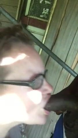 gozando mais que cavalo na cara da velha