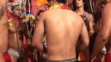 Hombres gays disfrutan del carnaval con mamada erótica y follando snapshot 3