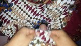 Wieder ficken, Sperma-Tante Lungi Textil-Motiv Batik Ayu 526 snapshot 2