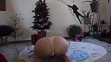 Aurora Willows - divisiones de yoga en bikini rosa sexy snapshot 2