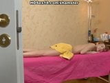 Asiatische Rothaarige bekommt Massage und Creampie snapshot 3