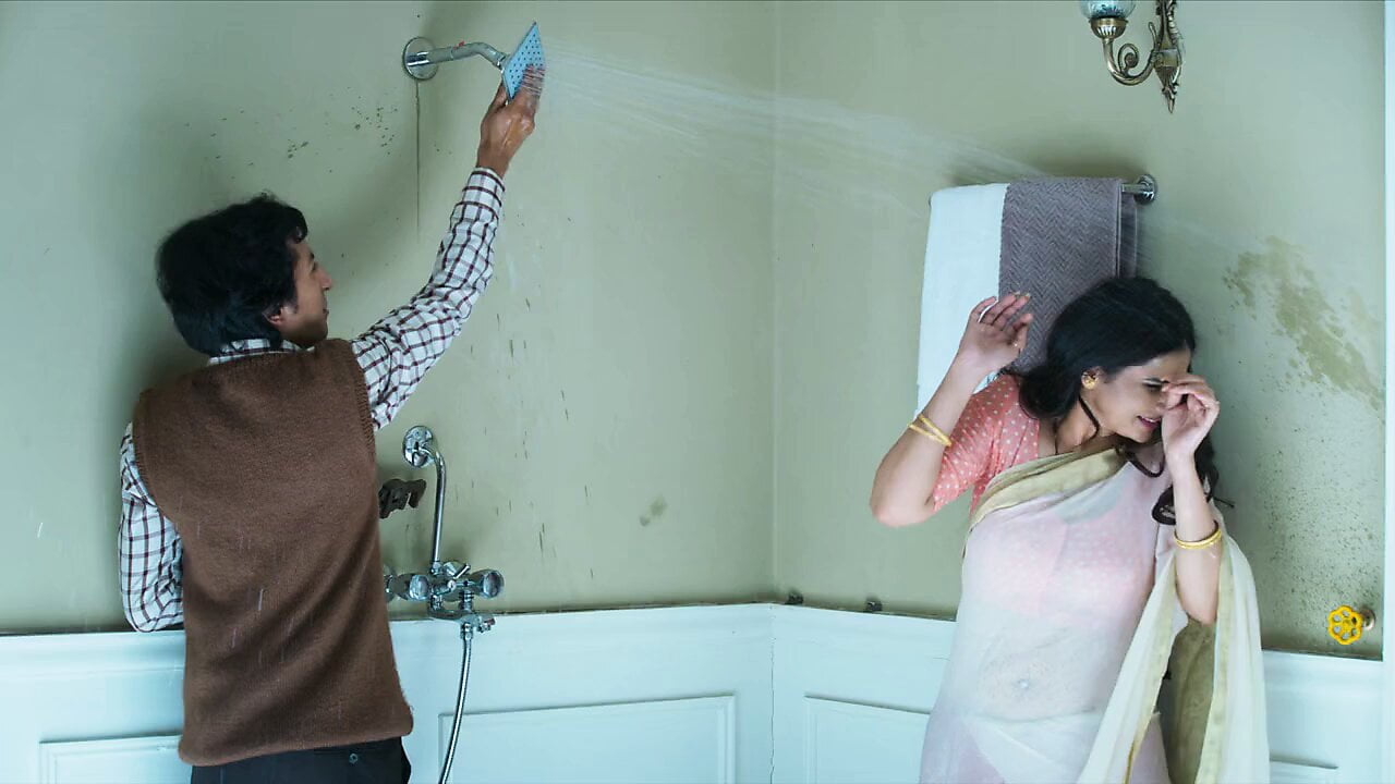 Bhabhi Affair With Neighbour Boy