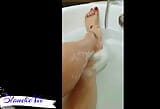 Lustful bathtub for stepsister with great feet and boobs snapshot 16