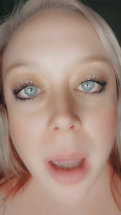 Sexiest MILF Alive