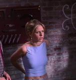 Sarah Michelle Gellar und mit ihren großen harten Nippeln snapshot 2