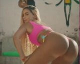 Удивительная задница Anitta в замедленной съемке snapshot 2