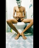 Pria gay pakistan di toilet umum kontol besar seksi snapshot 7