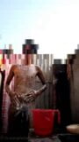 Индийский парень дези принимает душ и мастурбирует с камшотом, часть 2 snapshot 6