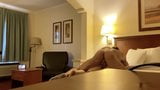 Hotelzimmer-Fick von hinten snapshot 6