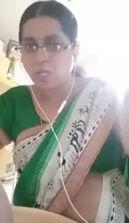 Tamil Hot Teacher Showing Her Boobs and Navel to Her BF: Wife ...