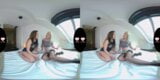 Lustreality трахает мою шлюшку-друга и меня, VR-порно snapshot 4