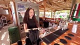 Safada barman Isabella fode com cliente preto snapshot 1