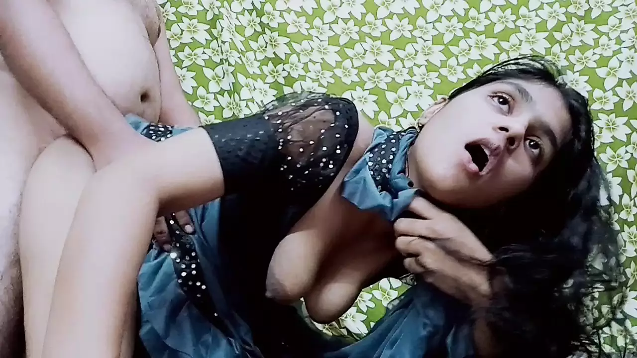 Indian girlfriend fucked by lover before her marriage