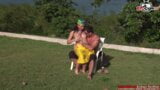 Brasilianische Latina mit natürlichen Titten liebt outdoor Sex snapshot 3