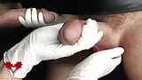Examen médical de l’urètre et extraction d’un échantillon de sperme. Échange de pip - vue 2 snapshot 1