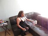 Crossdresser com um vibrador 4 snapshot 3