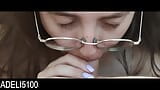 Chica nerd con gafas te chupa y traga tu semen snapshot 4