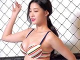 Johyun in einem sexy BH snapshot 16