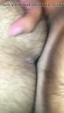 Une jeune bite poilue au trou poilu: une baise profonde et une fuite de sperme snapshot 4