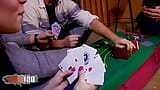 Perfeita jovem morena Aris Dark pagando seu poker com sua buceta snapshot 5