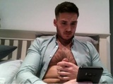 Gorgeous Str8 guy cums on cam #5 snapshot 11