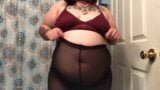 Thick girl loves pantyhose snapshot 6