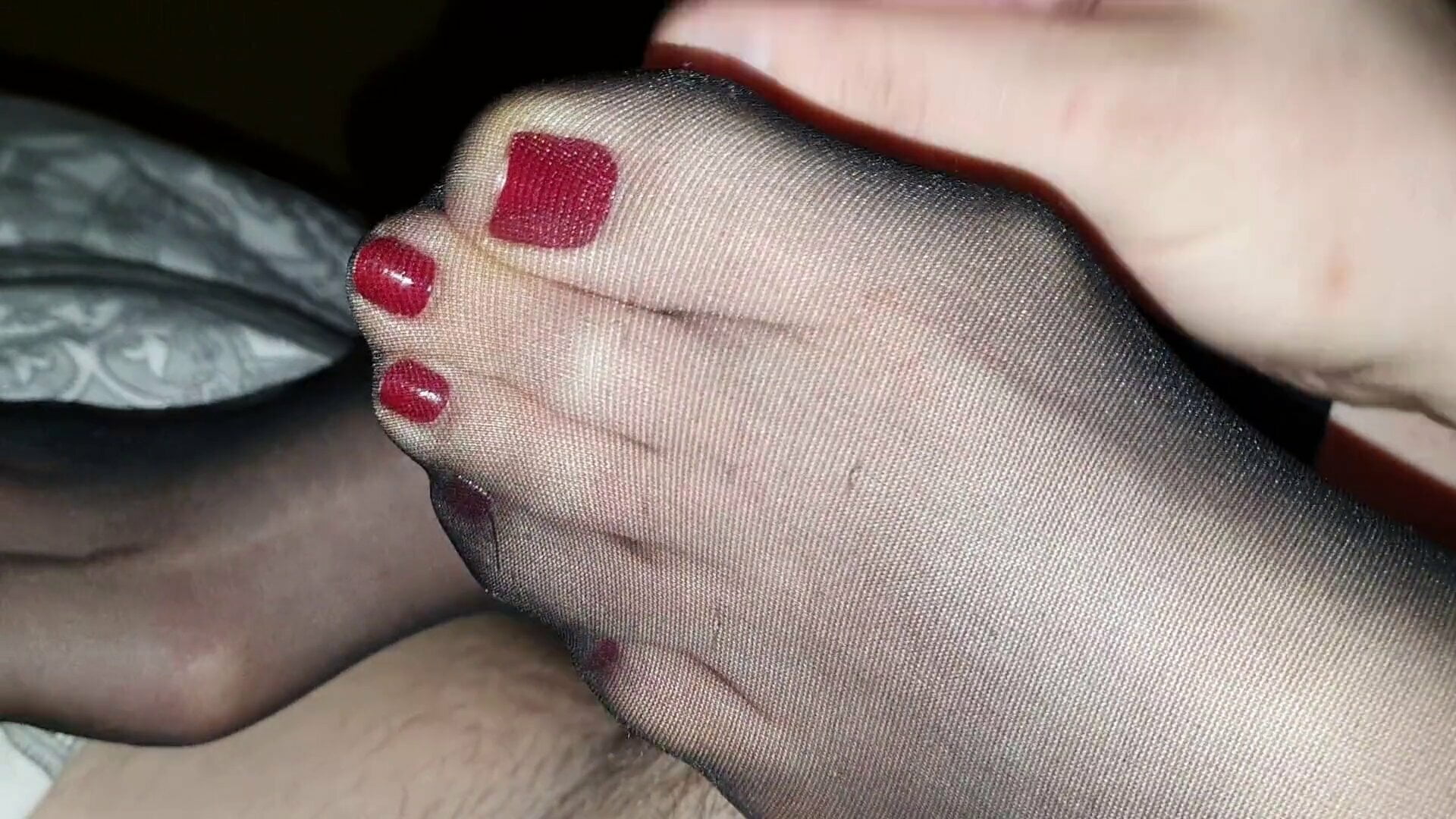 Cum On Black Feet