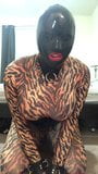 Zentai, Puppenstimme und Sperma snapshot 2