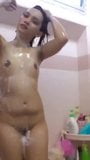 Nana asiatique sous la douche snapshot 1