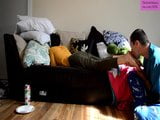 TSM - Dylan Rose se fait adorer les pieds pendant qu'elle se détend snapshot 5