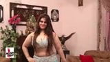 Pakistani sexy dance snapshot 2