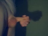 Meu pau e sua sombra ... mão livre gozando !!!!!! snapshot 1