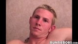 Un poco de buena masturbación casera porno gay con una rubia snapshot 7